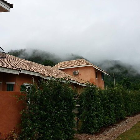 Cinque Terre Resort Thong Pha Phum Bagian luar foto